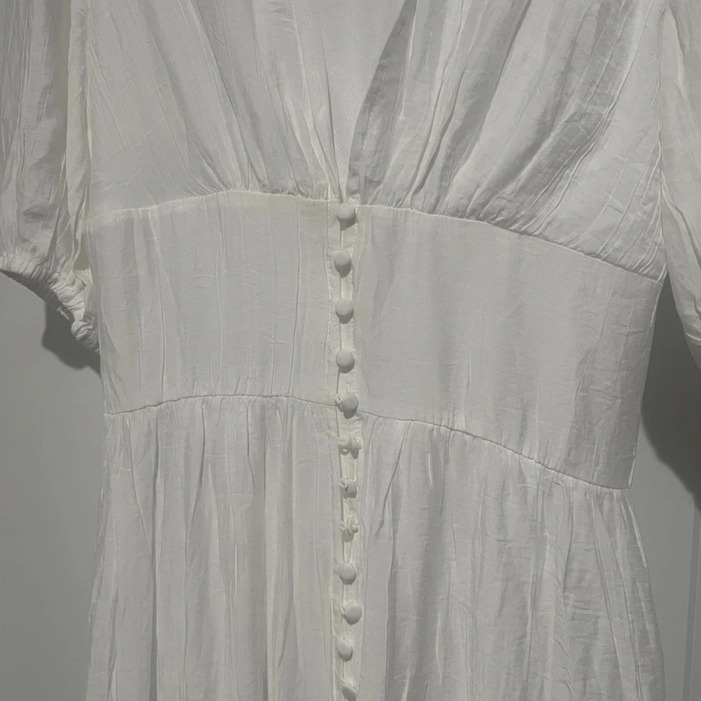 Commense White Button-Down Dress NWT - Picture 2 of 5